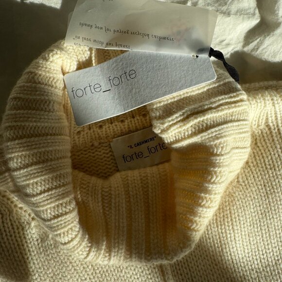 Forte Cashmere Turtleneck Sweater- Cream (S) - Picture 3 of 5